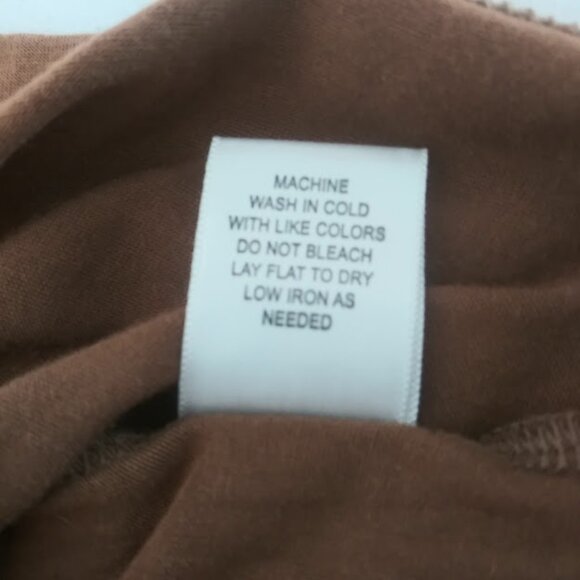 Leo & Nicole women's size L brown turtle neck top - Picture 16 of 16